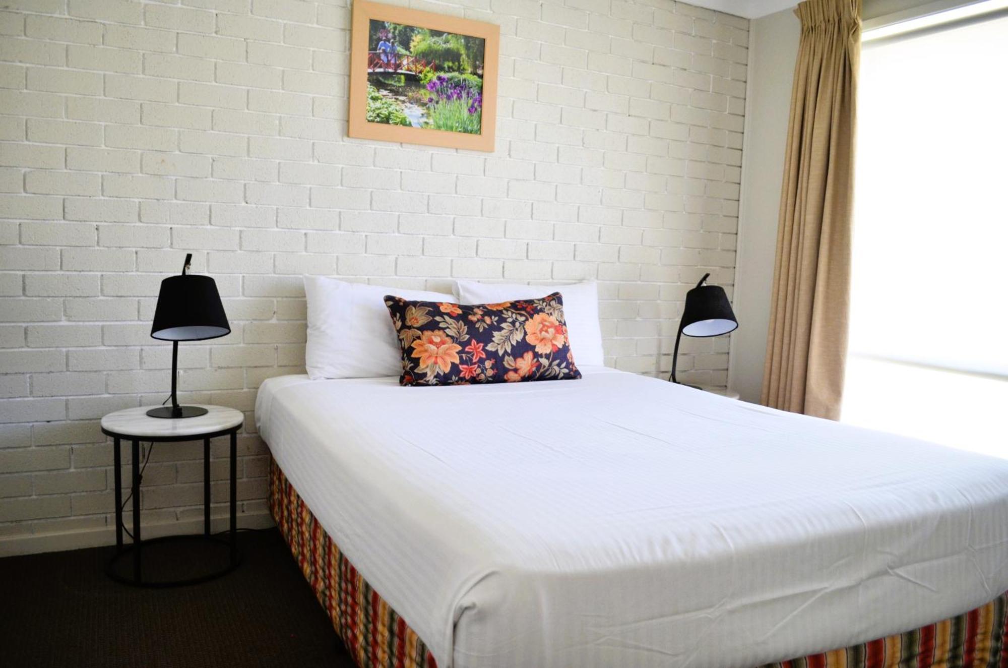 Bathurst Motor Inn Екстериор снимка