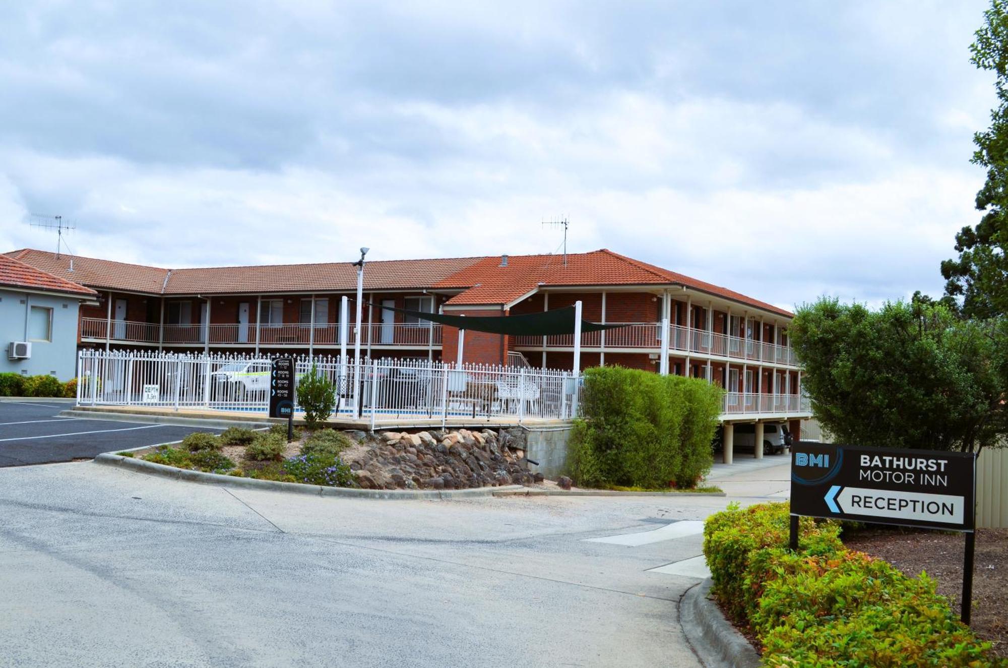 Bathurst Motor Inn Екстериор снимка